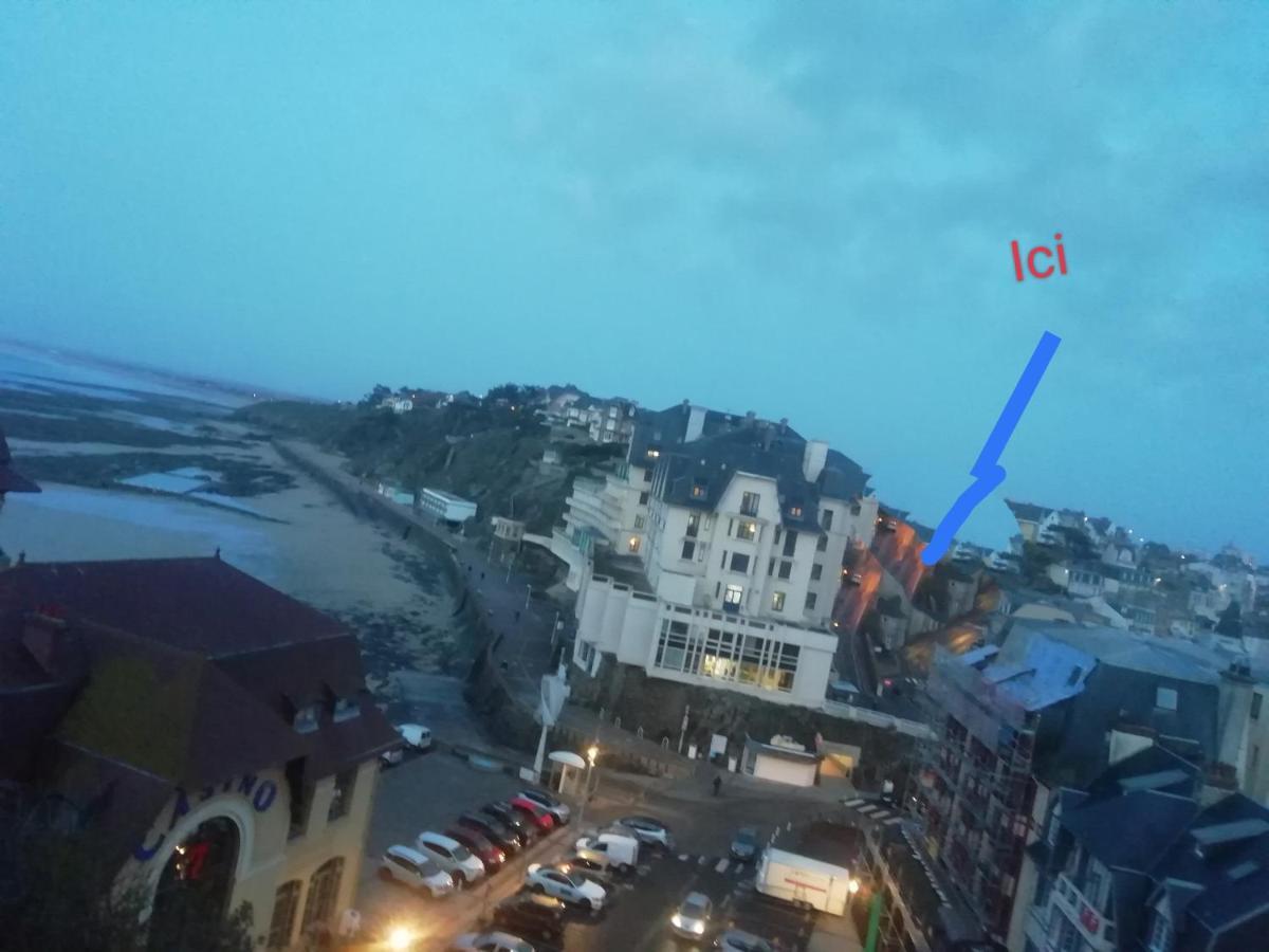Entre Mer Et Montagne Granville Ngoại thất bức ảnh